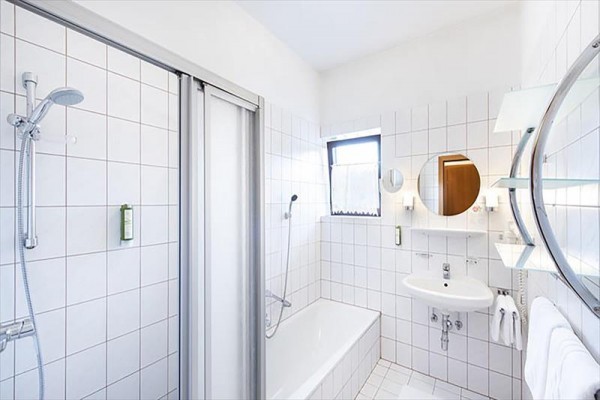 zur_klause_bad_hall_850051545_100322_34480_26.JPG